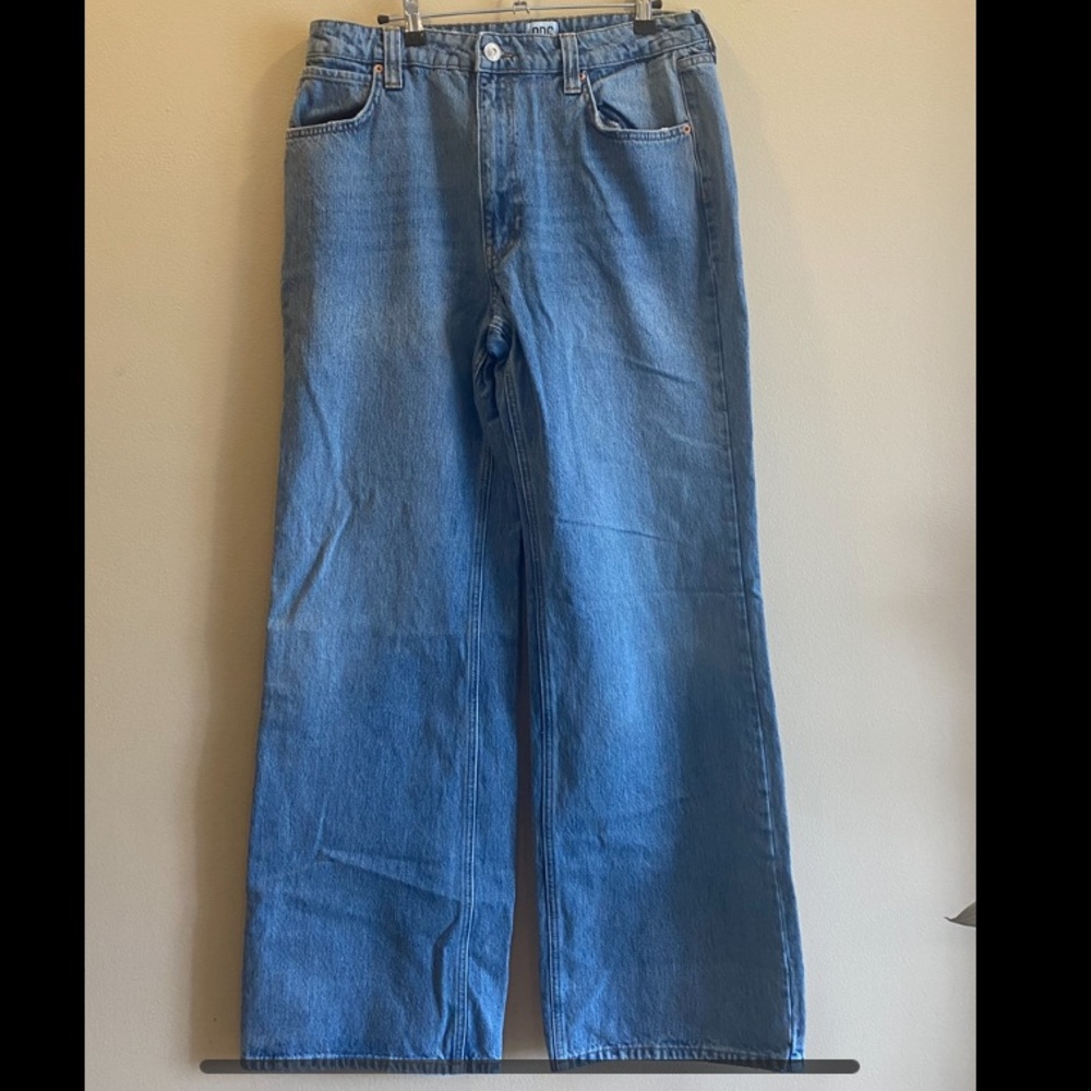 Size 32 BDG Women’s jeans